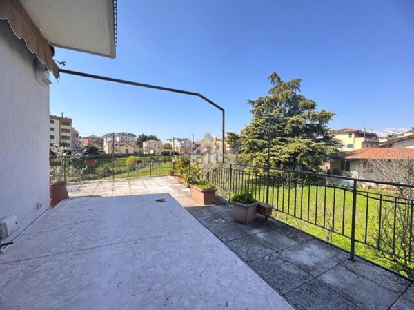 appartamento in vendita a Vicenza in zona San Bortolo/San Paolo