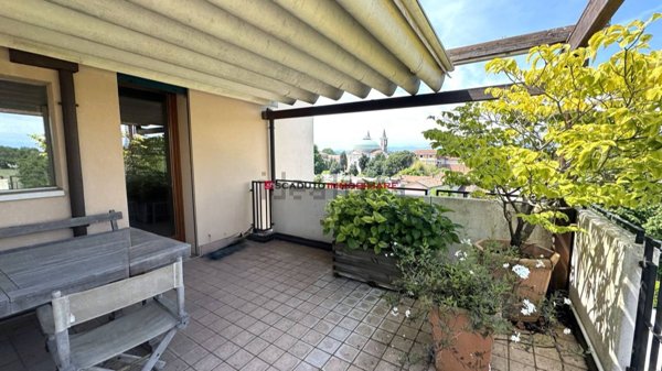 appartamento in vendita a Vicenza in zona Centro Storico
