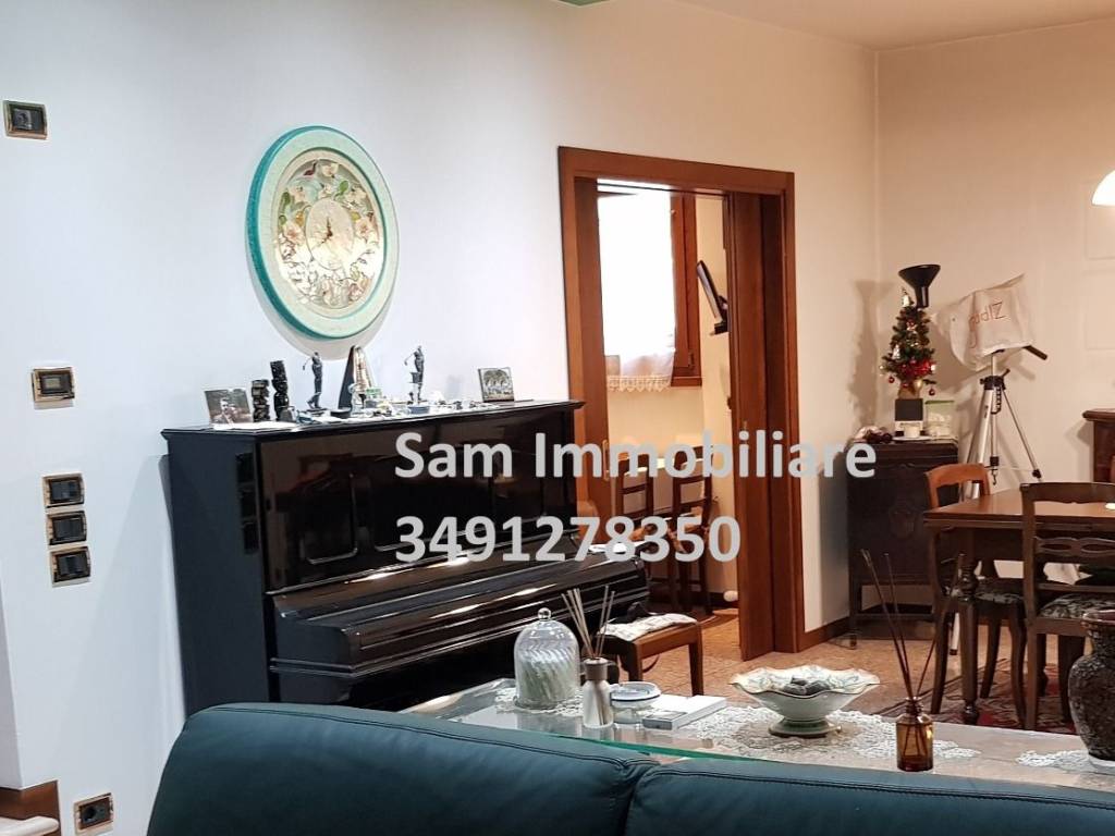 casa indipendente in vendita a Vicenza