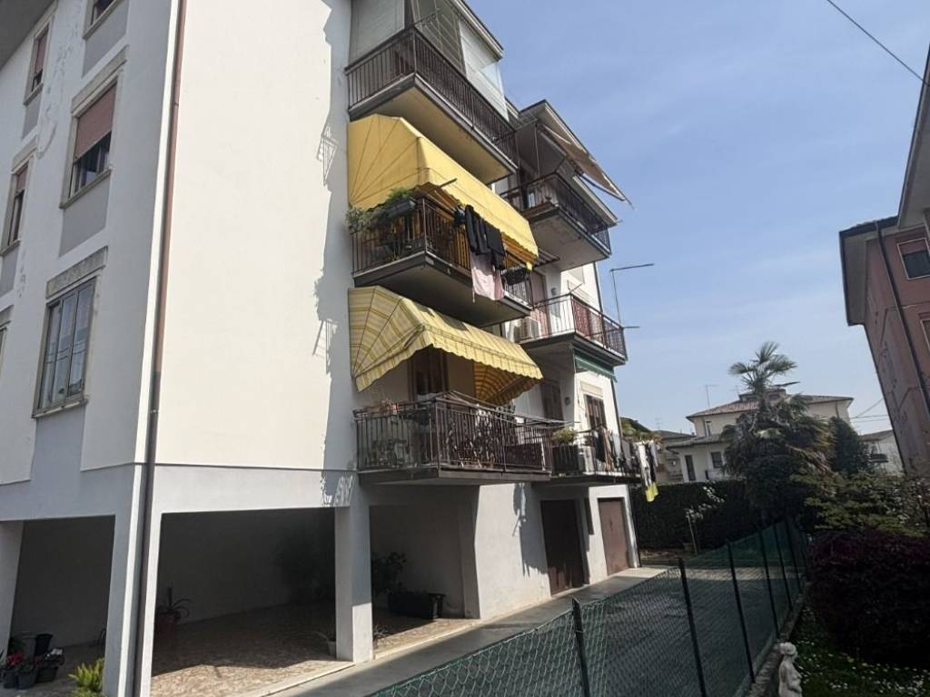 appartamento in vendita a Vicenza in zona Bertesina