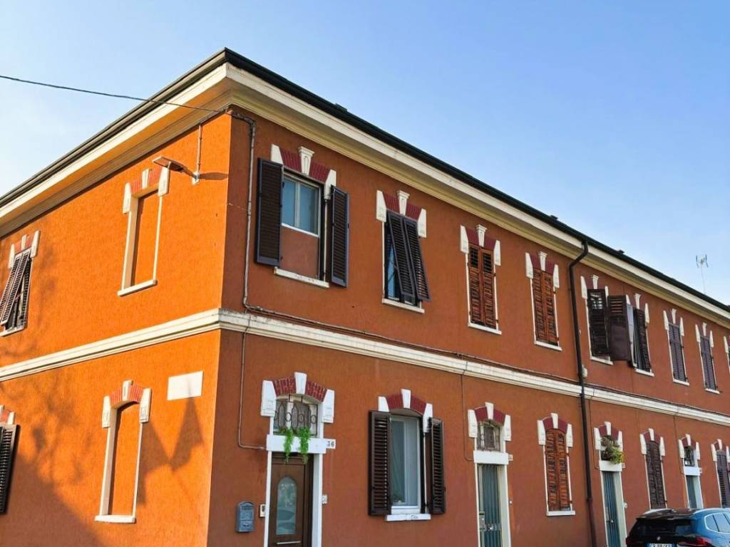 casa indipendente in vendita a Vicenza in zona Ferrovieri