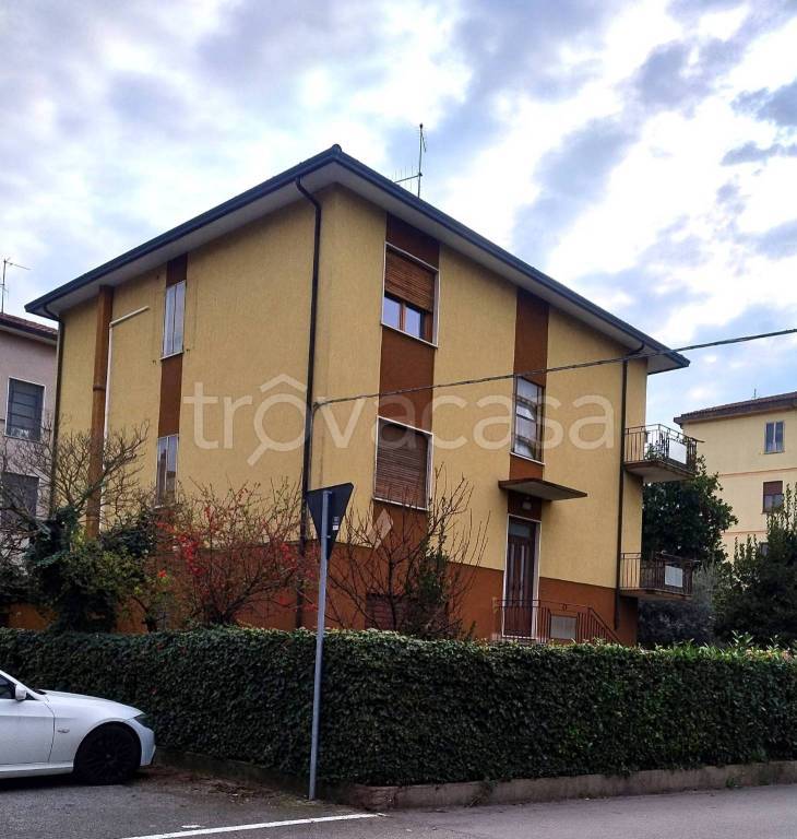 casa indipendente in vendita a Vicenza in zona San Lazzaro/Pomari
