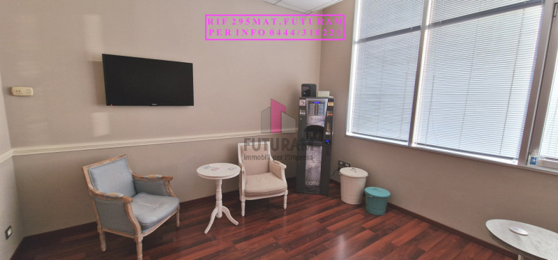 ufficio in vendita a Vicenza in zona Ferrovieri