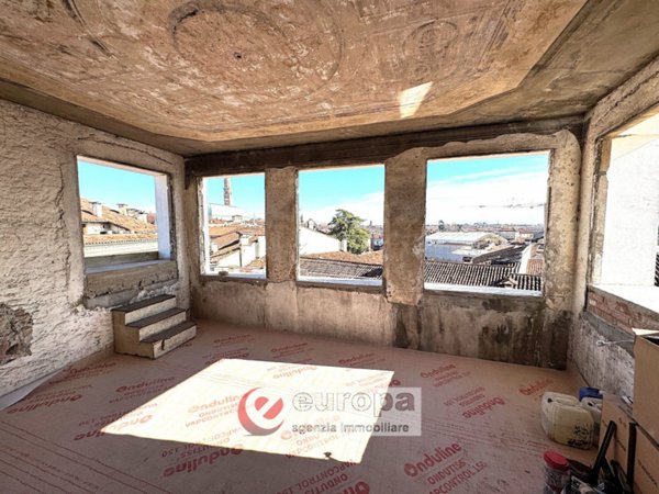 appartamento in vendita a Vicenza in zona Centro Storico