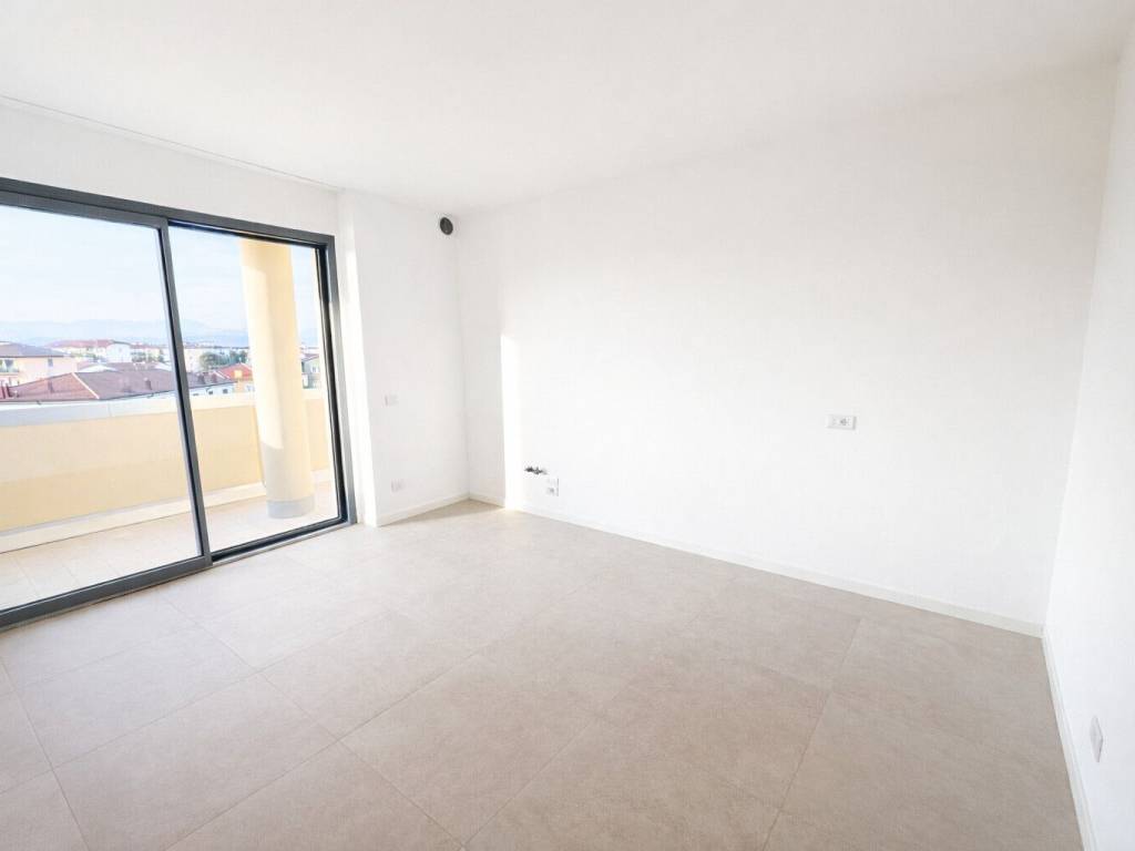 appartamento in vendita a Vicenza in zona Villaggio del Sole