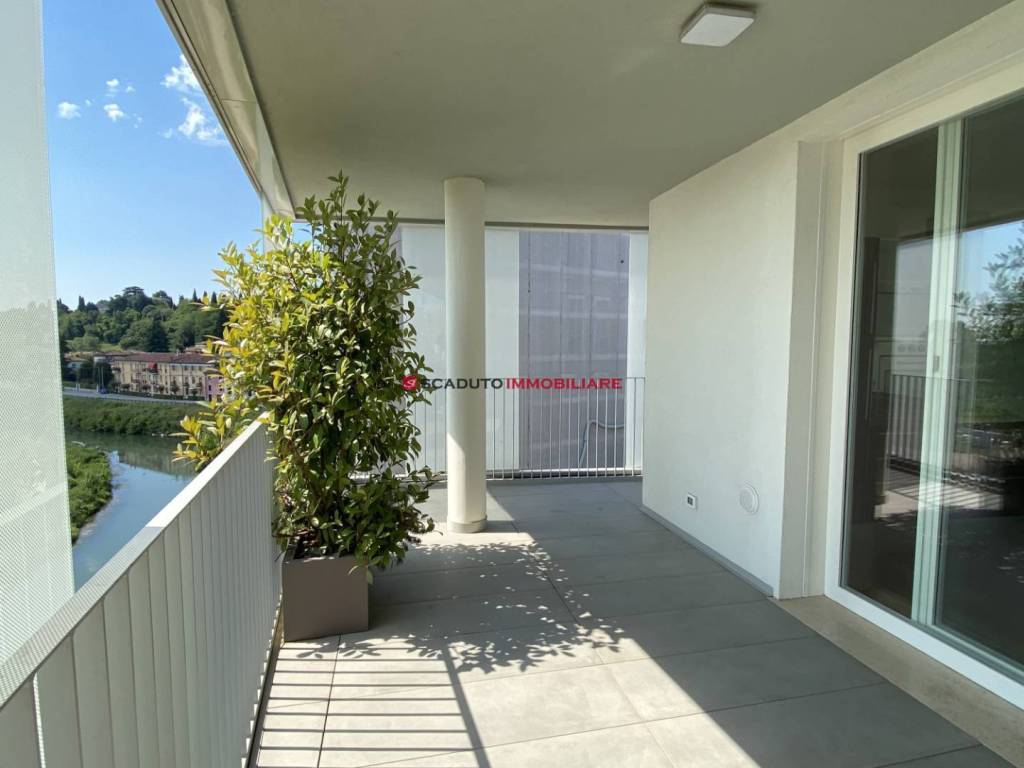 appartamento in vendita a Vicenza in zona Borgo Berga