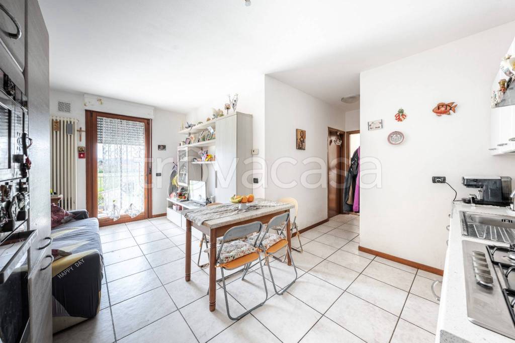 appartamento in vendita a Vicenza in zona Bertesinella