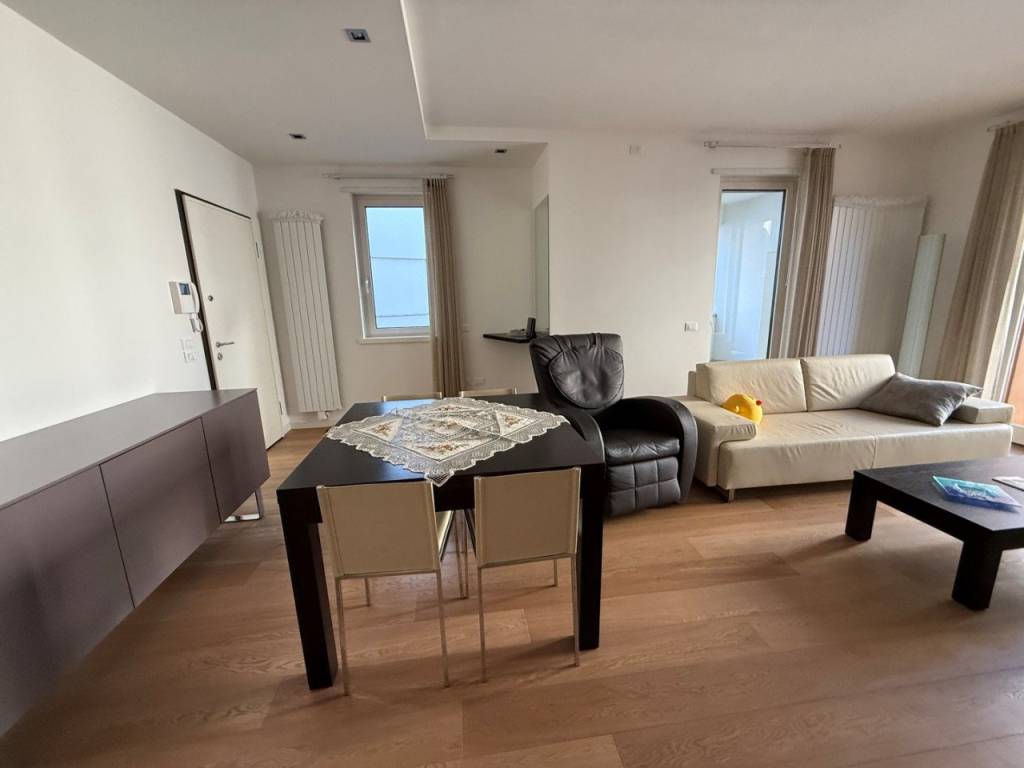 appartamento in vendita a Vicenza in zona Centro Storico