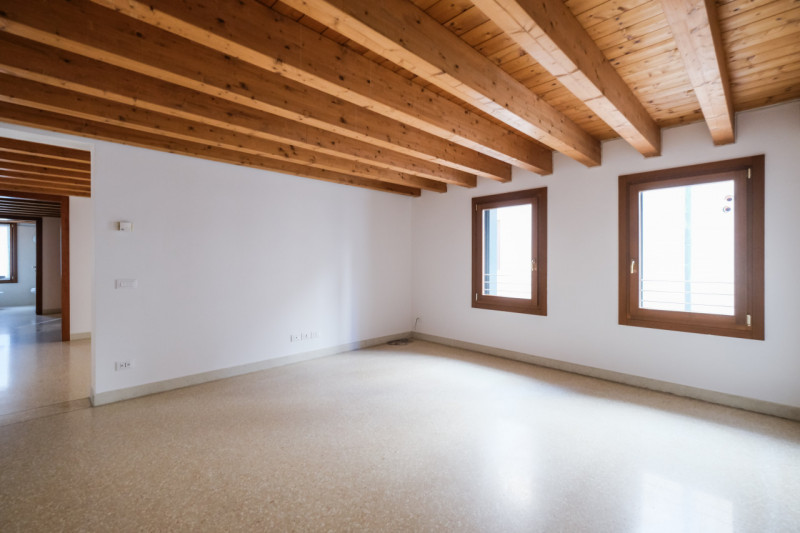 appartamento in vendita a Vicenza in zona Centro Storico