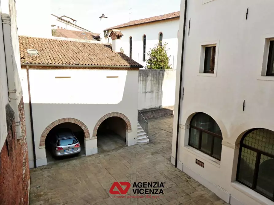 appartamento in vendita a Vicenza in zona Centro Storico