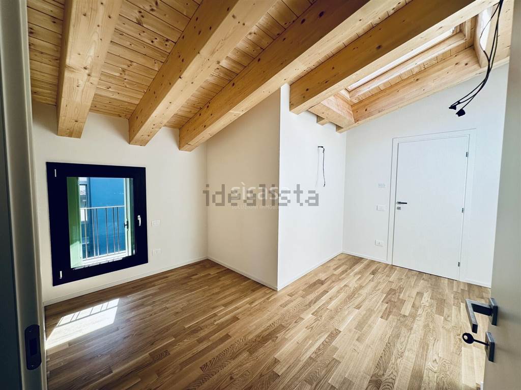 appartamento in vendita a Vicenza in zona Centro Storico