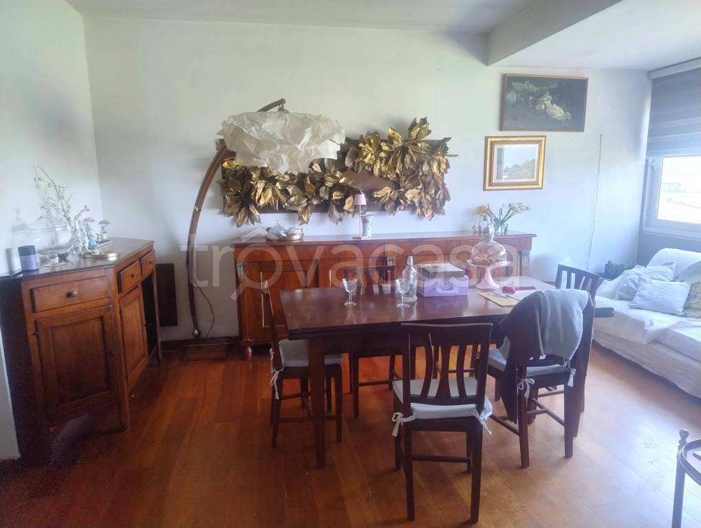 appartamento in vendita a Vicenza in zona Cattane