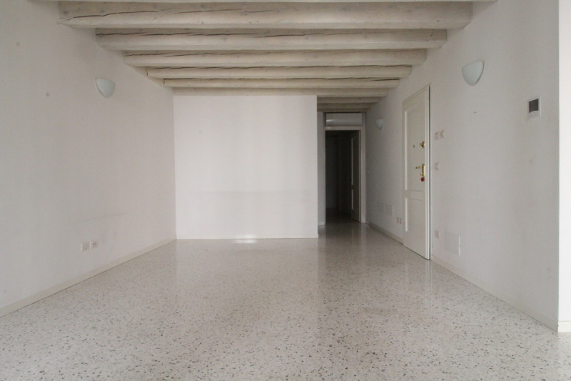 appartamento in vendita a Vicenza in zona Centro Storico