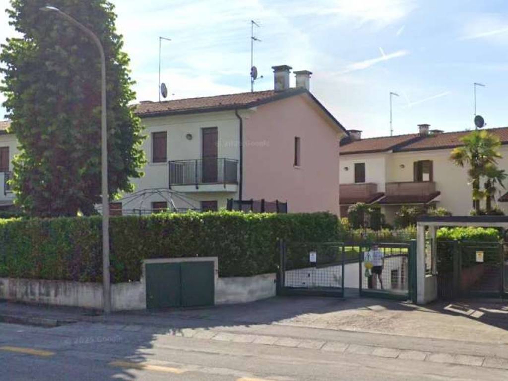 casa indipendente in vendita a Vicenza in zona Centro Storico