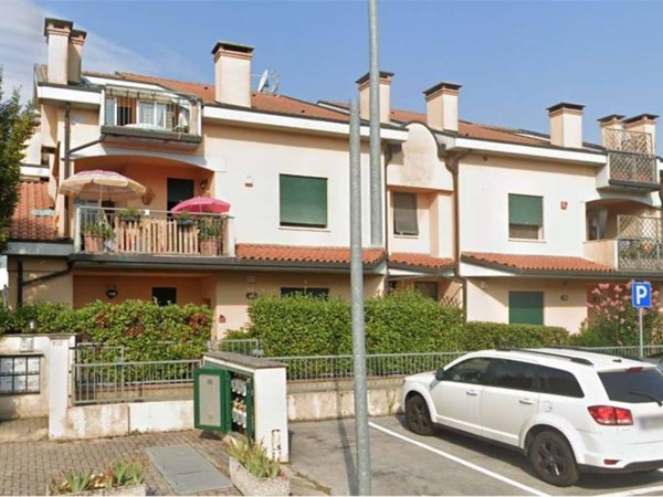 appartamento in vendita a Vicenza in zona Bertesinella