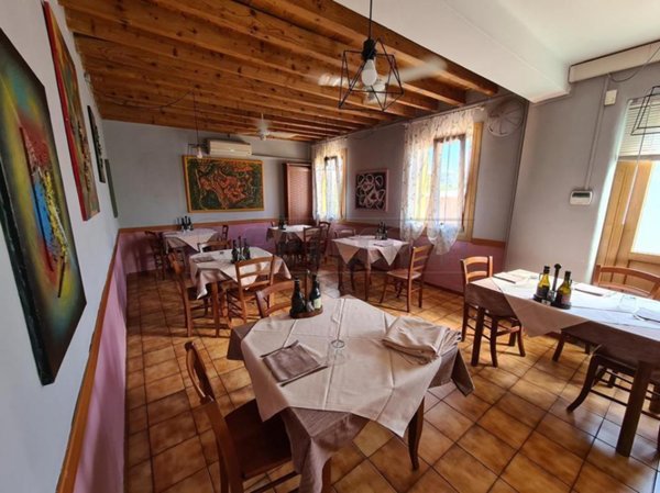 negozio in vendita a Vicenza in zona Centro Storico