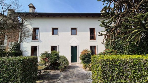 casa indipendente in vendita a Vicenza in zona Bertesina