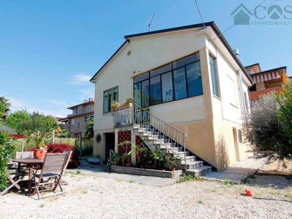 casa indipendente in vendita a Vicenza in zona Anconetta