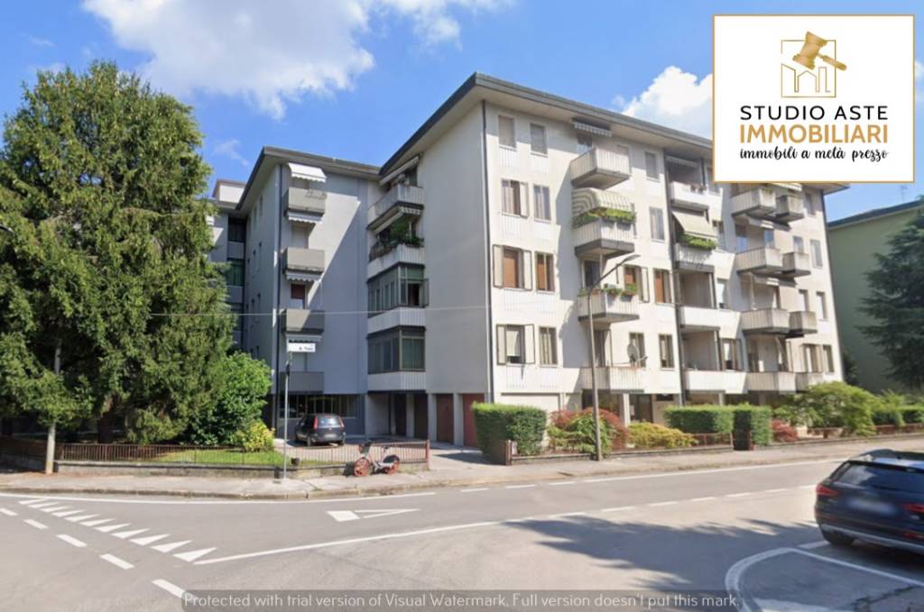 appartamento in vendita a Vicenza in zona Cattane