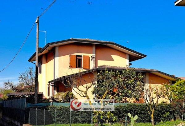 casa indipendente in vendita a Vicenza in zona San Felice