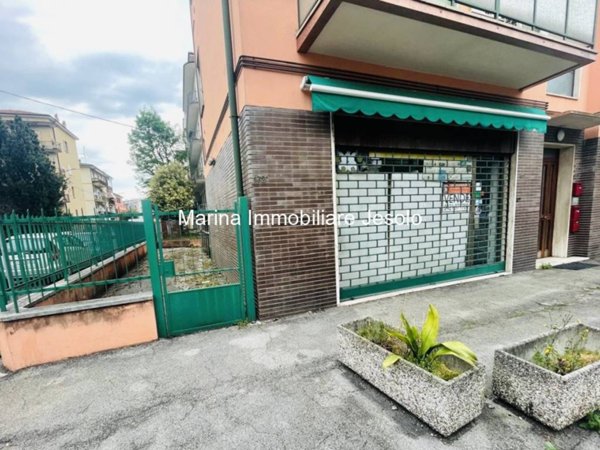 negozio in vendita a Vicenza in zona Centro Storico