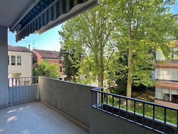 appartamento in vendita a Vicenza in zona Cattane