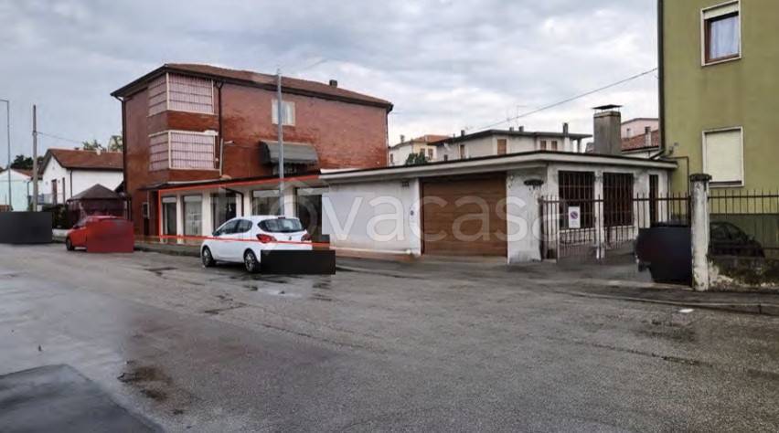negozio in vendita a Vicenza