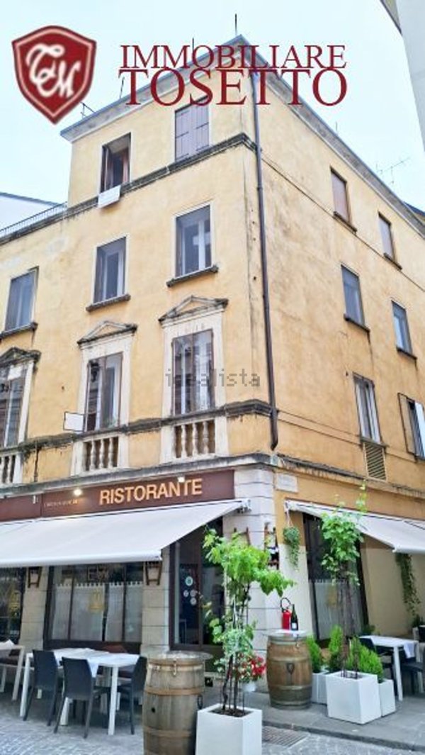 appartamento in vendita a Vicenza in zona Centro Storico