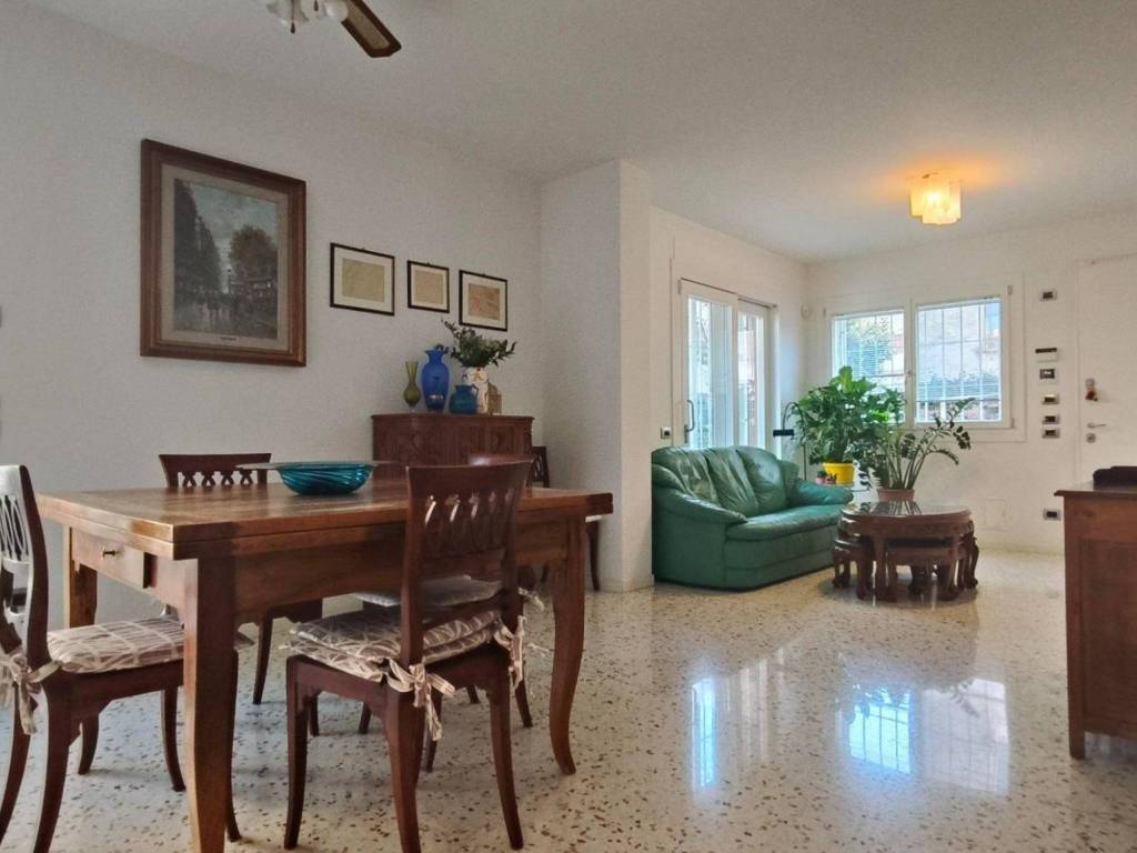 appartamento in vendita a Vicenza in zona Centro Storico