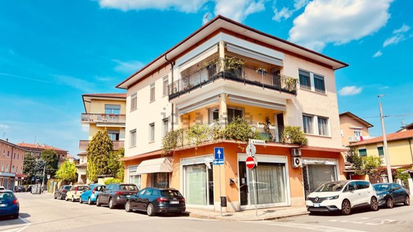 negozio in vendita a Vicenza in zona San Felice