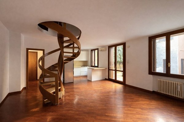 casa indipendente in vendita a Vicenza in zona Borgo Berga