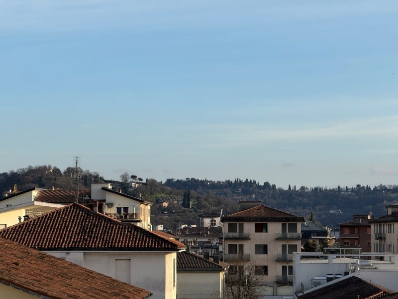 appartamento in vendita a Vicenza in zona San Lazzaro/Pomari