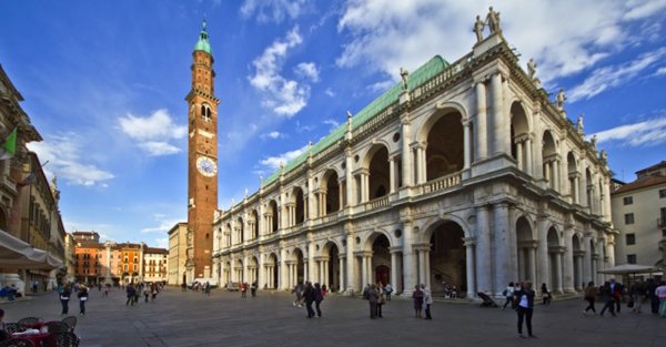 casa indipendente in vendita a Vicenza in zona Borgo Berga