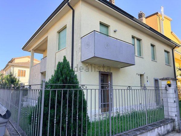 casa indipendente in vendita a Vicenza in zona Pio X