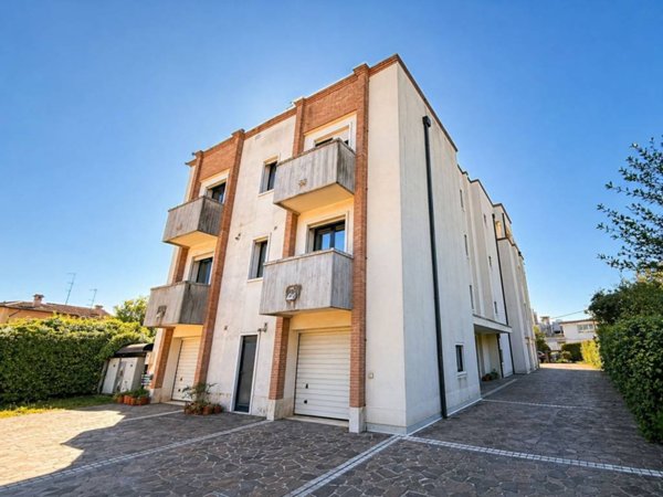 appartamento in vendita a Vicenza in zona Monte Berico