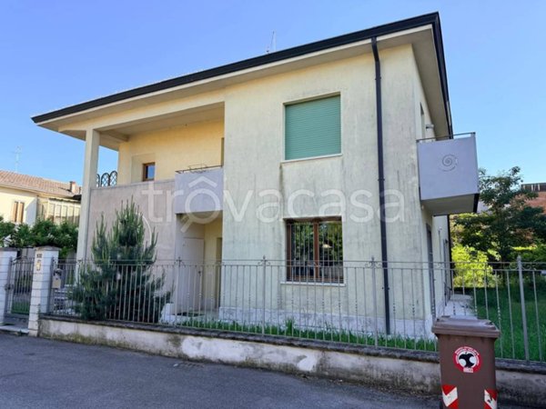 casa indipendente in vendita a Vicenza in zona Pio X