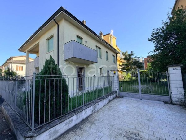 casa indipendente in vendita a Vicenza in zona Pio X