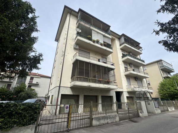 appartamento in vendita a Vicenza in zona Pio X