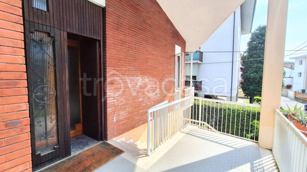 casa indipendente in vendita a Vicenza in zona Pio X