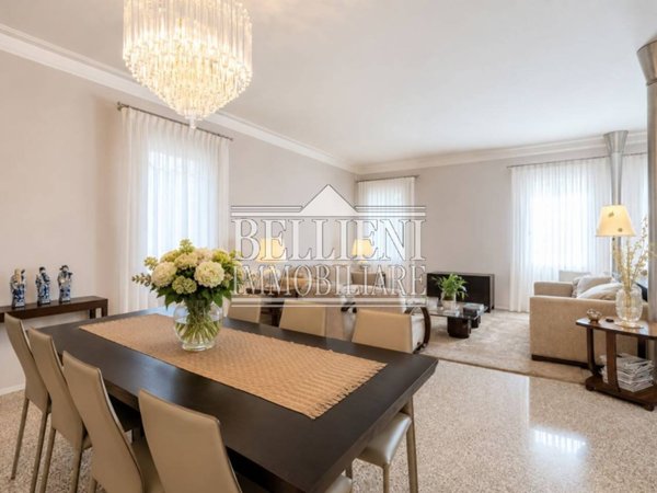 casa indipendente in vendita a Vicenza in zona Centro Storico