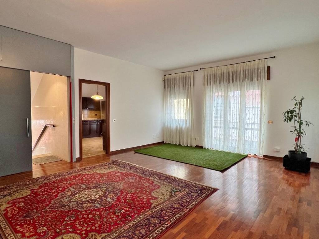 casa indipendente in vendita a Vicenza in zona San Bortolo/San Paolo