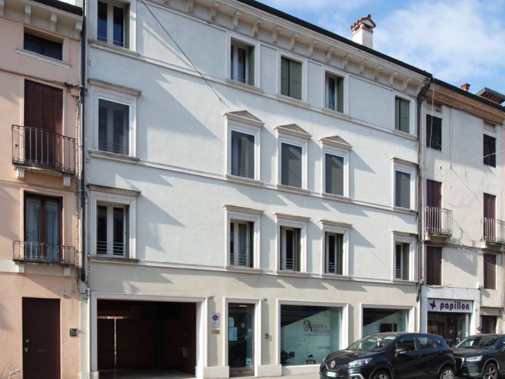 appartamento in vendita a Vicenza in zona Sant'Andrea