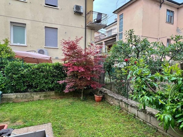 casa indipendente in vendita a Vicenza in zona San Bortolo/San Paolo