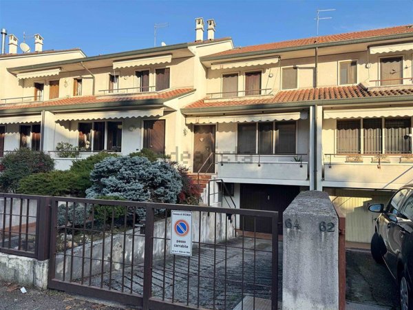 casa indipendente in vendita a Vicenza in zona Bertesinella