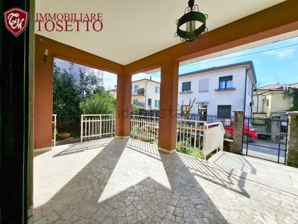 casa indipendente in vendita a Vicenza in zona Borgo Casale