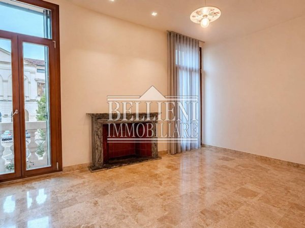 appartamento in vendita a Vicenza in zona Borgo Berga