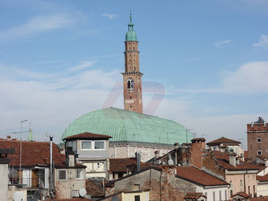appartamento in vendita a Vicenza in zona Centro Storico