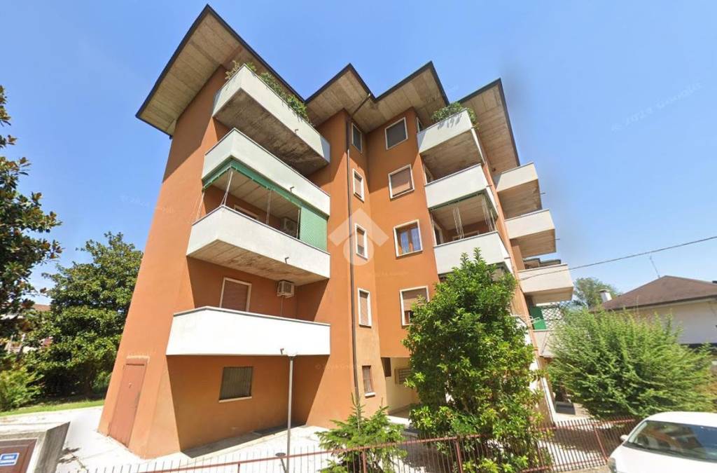 appartamento in vendita a Vicenza in zona Borgo Berga