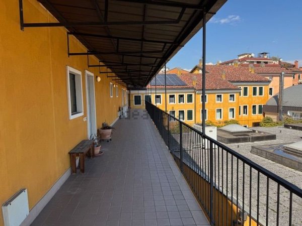 appartamento in vendita a Vicenza in zona Centro Storico