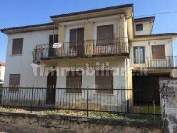 esavano in vendita a Vicenza in zona Sant'Andrea